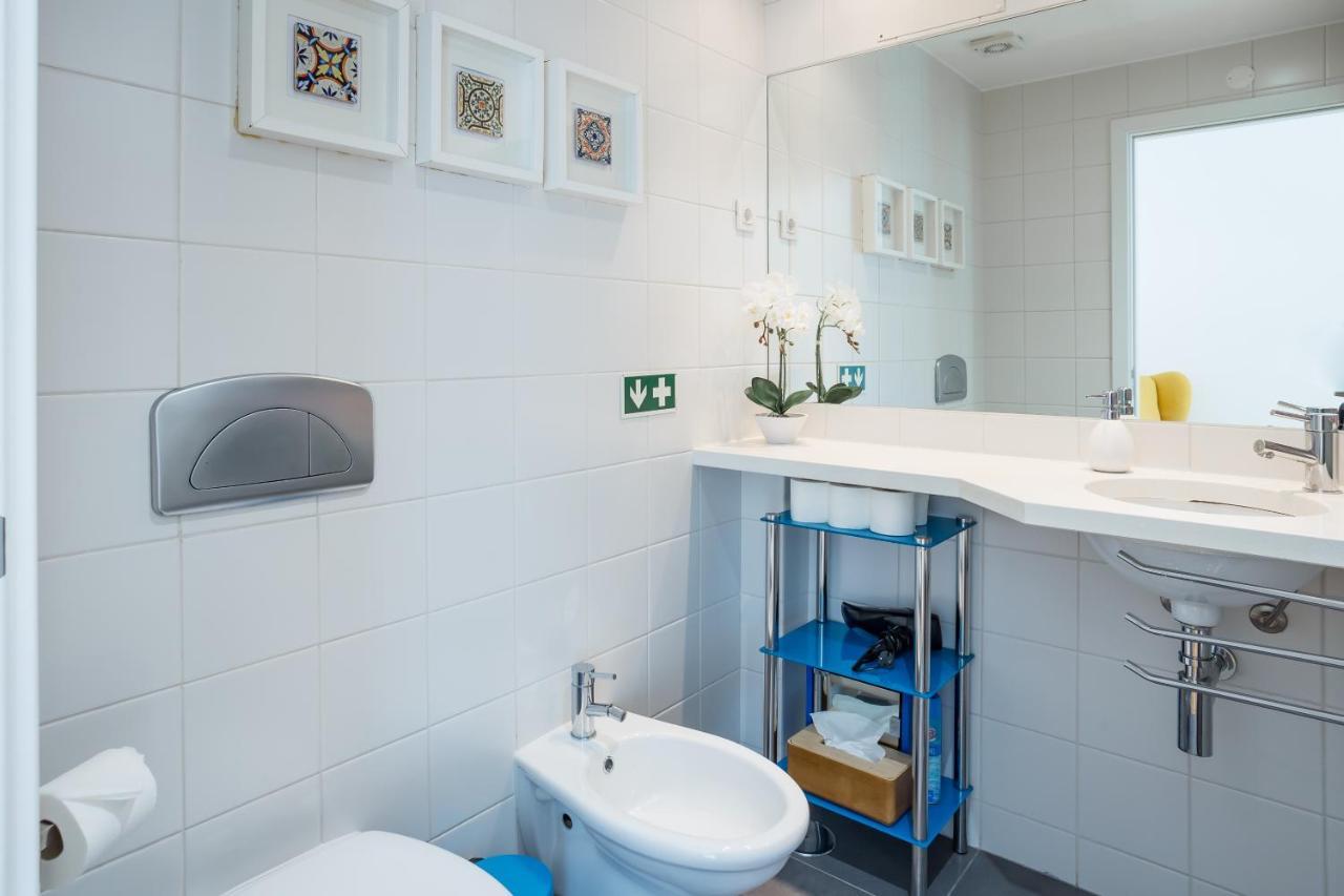 Vita Portucale ! Downtown Premium Apartment With Parking Garage Lissabon Exterior foto
